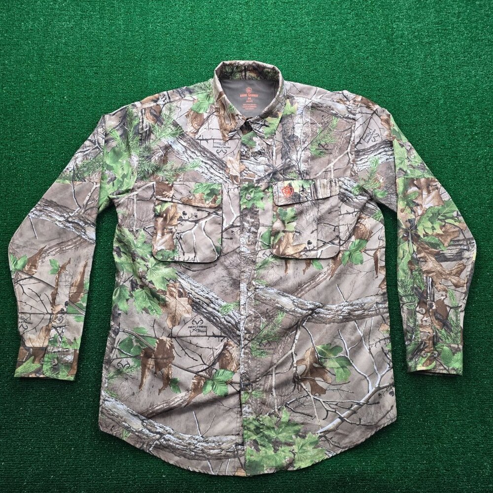 Game Winner Shirt Mens Medium/Large‎ Camo Button Up Outdoors Hunting Vented AOP